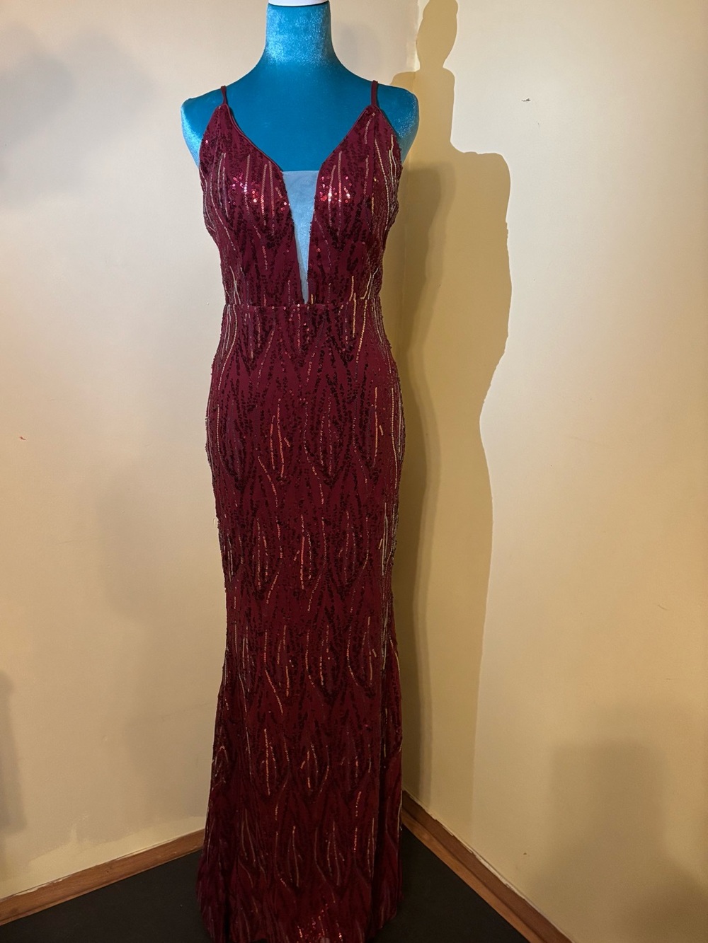 Elegant Burgundy Sequin Maxi Dress with Plunging V-Neck